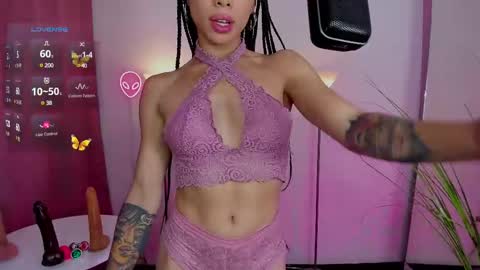 Snapshot of dayanna_tecca chatting on March 5, 2025, 10:54 pm I am Dayanna  tecca online show from March 5, 2025, 10:54 pm
