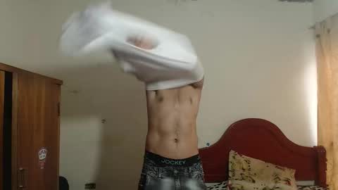 Dylon online show from December 20, 2025, 6:59 pm