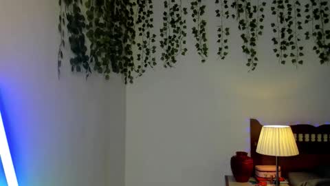 dayna_sunset online show from December 21, 2025, 3:08 pm