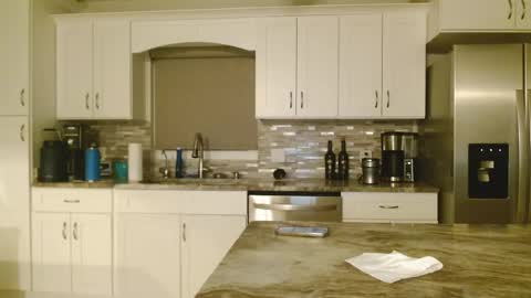 Dazey online show from October 1, 2025, 11:55 pm