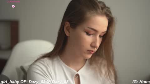 Snapshot of dazy_88 chatting on February 27, 2025, 1:16 am Dazy My Fansly online show from February 27, 2025, 1:16 am