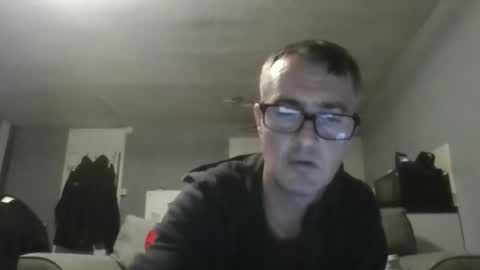 Dazzill online show from November 6, 2025, 6:53 pm