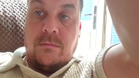 Daz online show from May 30, 2026, 8:44 am