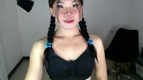 Snapshot of dazzzlingcarol chatting on June 28, 2026, 9:48 am dazzzlingcarol online show from June 28, 2026, 9:48 am
