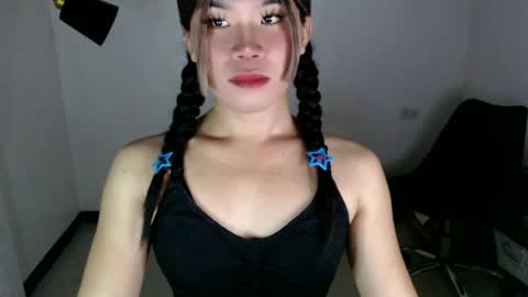 Snapshot of dazzzlingcarol chatting on June 29, 2026, 10:15 am dazzzlingcarol online show from June 29, 2026, 10:15 am