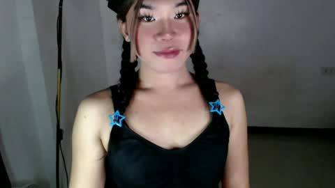 Snapshot of dazzzlingcarol chatting on July 10, 2026, 10:40 am dazzzlingcarol online show from July 10, 2026, 10:40 am