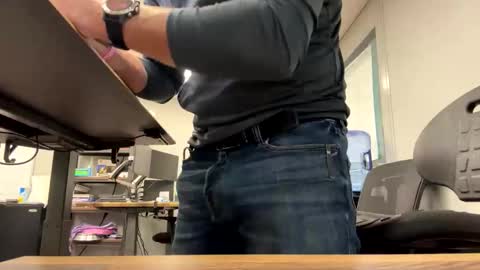 dblum75 online show from December 17, 2025, 12:55 pm