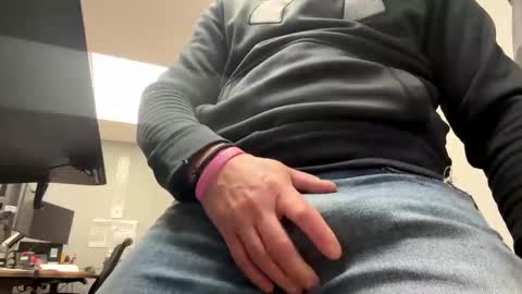 dblum75 online show from March 17, 2026, 10:29 am