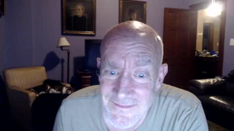 Snapshot of dbutts chatting on July 23, 2026, 6:00 am dbutts online show from July 23, 2026, 6:00 am