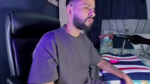 dcollins_ online show from October 9, 2025, 7:50 am