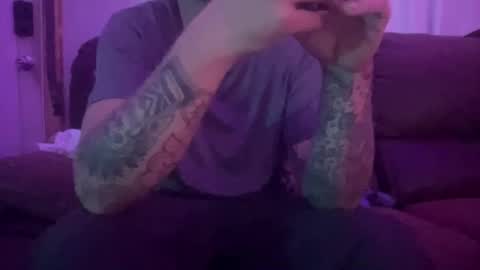 dcwells1992 online show from October 28, 2025, 10:08 am