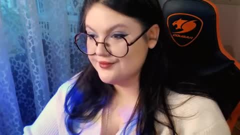 Luna online show from May 31, 2026, 1:14 am