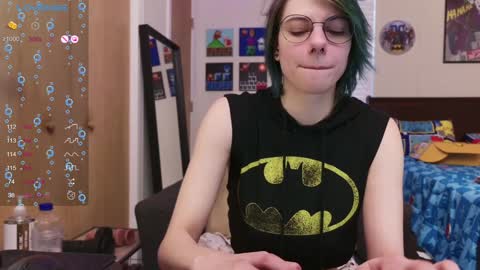 Snapshot of deadratsoup chatting on January 27, 2025, 7:13 pm Rat online show from January 27, 2025, 7:13 pm