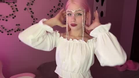 Maggie online show from May 21, 2026, 1:51 pm