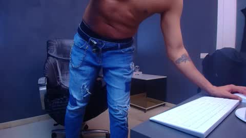 Snapshot of deanthorn chatting on January 12, 2026, 11:48 am DeanThorn online show from January 12, 2026, 11:48 am