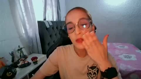 Juliet online show from September 16, 2025, 10:00 pm