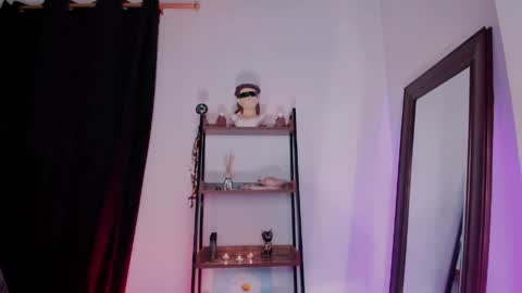 Leyla Grey online show from March 13, 2026, 3:24 am