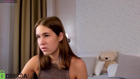 Jennifer online show from March 16, 2026, 12:06 am