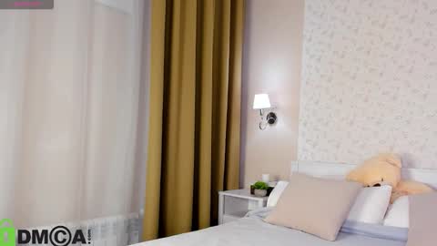 Jennifer online show from March 20, 2026, 11:53 pm