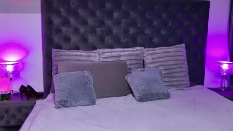 debinnyneanalover online show from March 19, 2026, 9:46 am