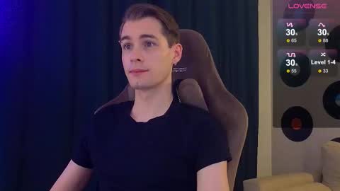 Snapshot of debugmee chatting on November 28, 2025, 2:53 pm Samuel online show from November 28, 2025, 2:53 pm