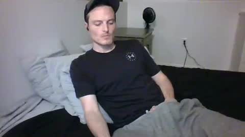 Dee4dayz online show from November 1, 2025, 2:02 am