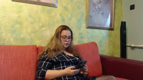 deea1805 online show from February 28, 2026, 2:40 pm