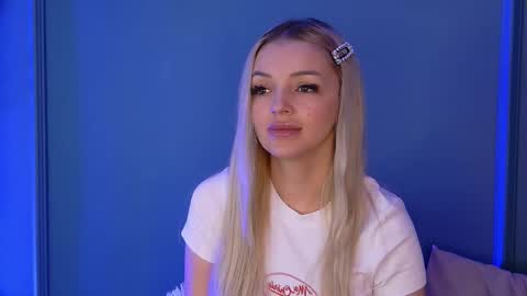 Snapshot of deeavip chatting on February 16, 2026, 5:47 am DeeaVIP online show from February 16, 2026, 5:47 am