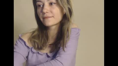 Deelightfull online show from February 11, 2025, 5:29 pm