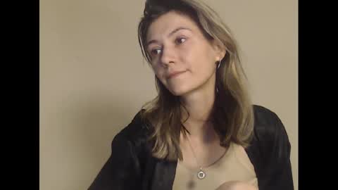 Deelightfull online show from February 17, 2025, 5:21 pm