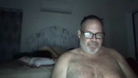 Snapshot of deepdiveme chatting on January 8, 2025, 6:52 am deepdiveme online show from January 8, 2025, 6:52 am