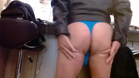 deeperjohnny online show from October 7, 2025, 4:04 pm