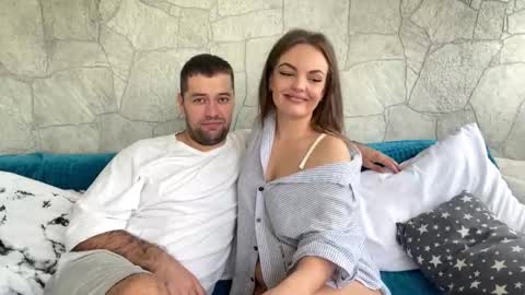 deeplookscouple online show from October 5, 2025, 5:17 am