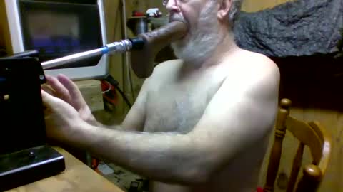 Snapshot of deepthroat227 chatting on February 2, 2025, 5:59 pm Deepthroat My Big Dildos online show from February 2, 2025, 5:59 pm