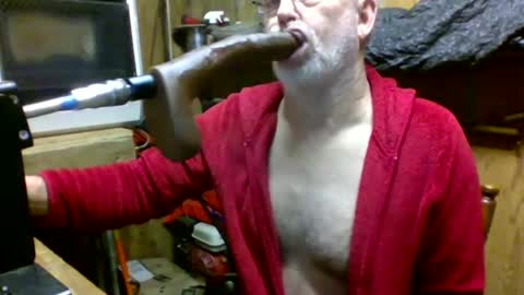 Snapshot of deepthroat227 chatting on February 16, 2025, 7:49 pm Deepthroat My Big Dildos online show from February 16, 2025, 7:49 pm