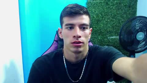 Snapshot of deiby_baby chatting on January 8, 2025, 10:16 pm DEIBY online show from January 8, 2025, 10:16 pm