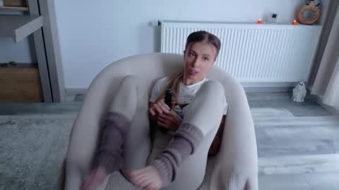 Di online show from November 4, 2025, 12:15 pm