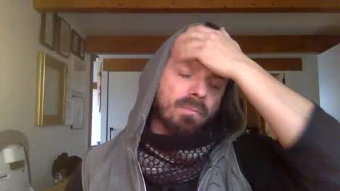 Hermes online show from February 12, 2025, 9:42 am