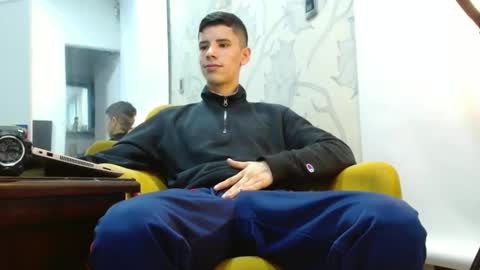 Snapshot of delglo chatting on October 8, 2025, 5:16 am delglo online show from October 8, 2025, 5:16 am