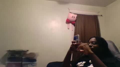 ms pretty online show from February 19, 2026, 3:02 am