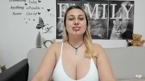 delightfulannemistress online show from December 24, 2024, 1:06 pm