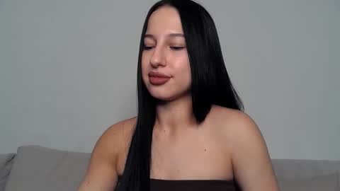 delly_love online show from September 8, 2025, 9:14 pm