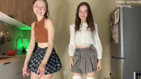 Delora online show from October 4, 2025, 9:07 am