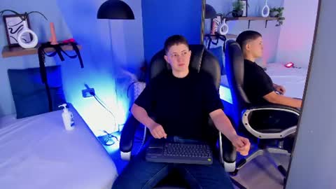 Snapshot of deluca_vega chatting on June 13, 2026, 12:03 pm Deluca Vega online show from June 13, 2026, 12:03 pm