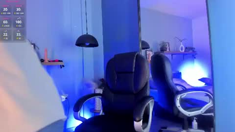 Snapshot of deluca_vega chatting on July 7, 2026, 12:09 pm Deluca Vega online show from July 7, 2026, 12:09 pm