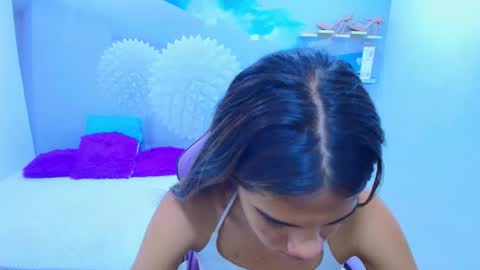 DEMI online show from September 15, 2025, 11:43 am