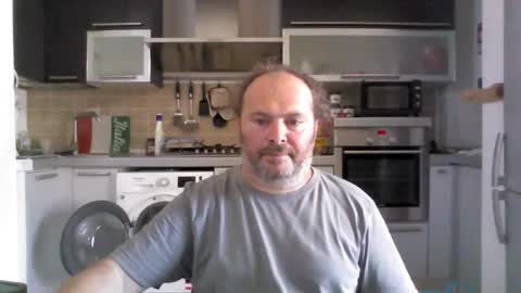Snapshot of demon52 chatting on May 25, 2026, 1:28 pm DEMON52 online show from May 25, 2026, 1:28 pm