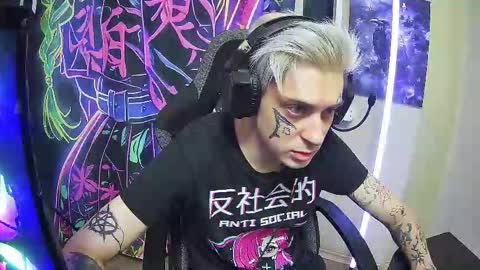 Snapshot of demonic_souls chatting on October 30, 2025, 6:52 pm Rick online show from October 30, 2025, 6:52 pm