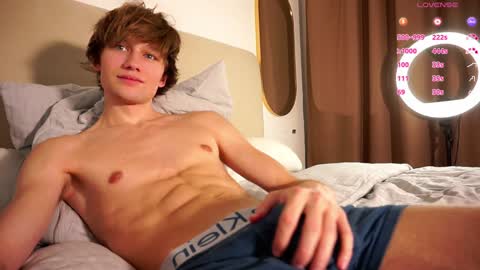 Snapshot of demoninangel chatting on January 18, 2025, 1:52 am Dave19  online show from January 18, 2025, 1:52 am