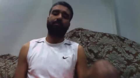         online show from December 5, 2025, 9:00 pm